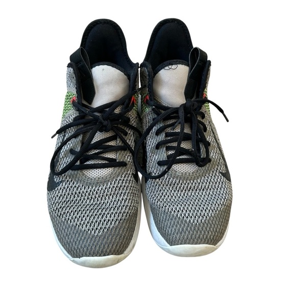 Nike LeBron Witness 4 String Volt Size 9.5 - Picture 4 of 7